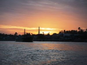 Claironyva-Vietnam-CanTho-sunrise