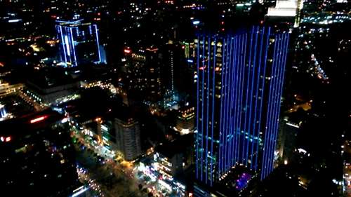 Ho Chi Minh by night vue depuis la tour Bitexco
