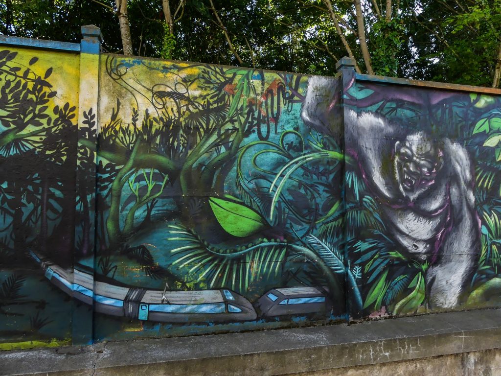 Claironyva Tours Val de Loire Tourraine France Street art