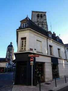 claironyva france touraine val de loire tours tour charlemagne et tour de l'horloge