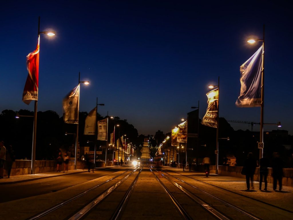 Claironyva Tours by night
