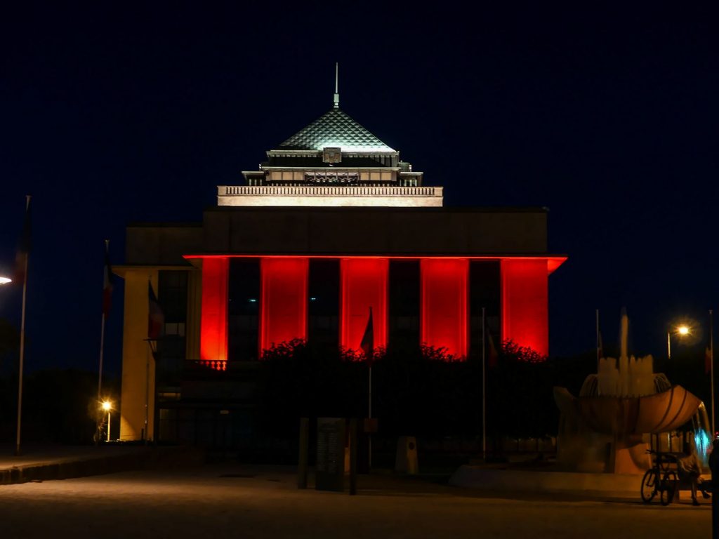 Claironyva Tours by night