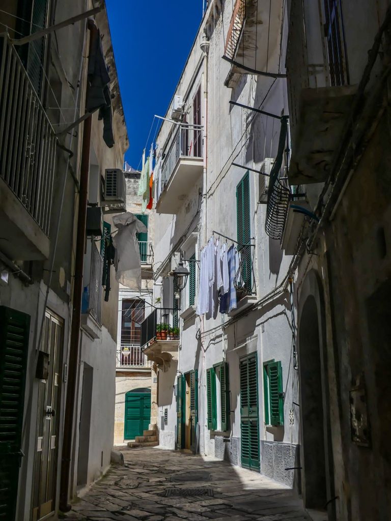 claironyva italie pouilles- monopoli