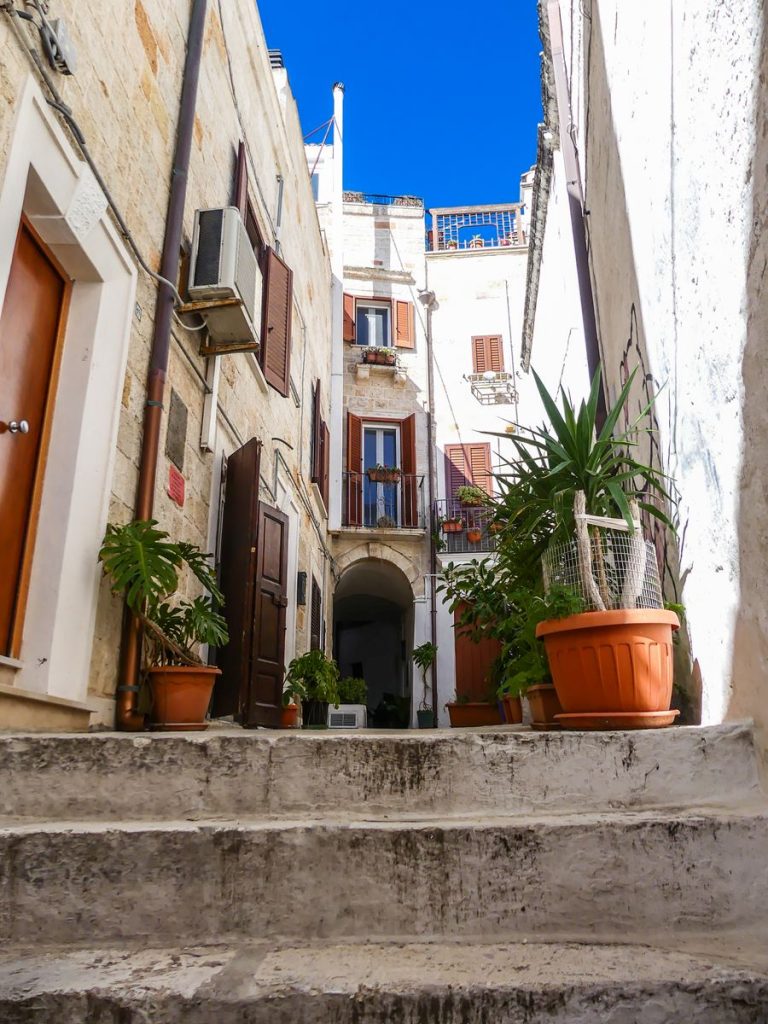 claironyva italie pouilles- polignano a mare