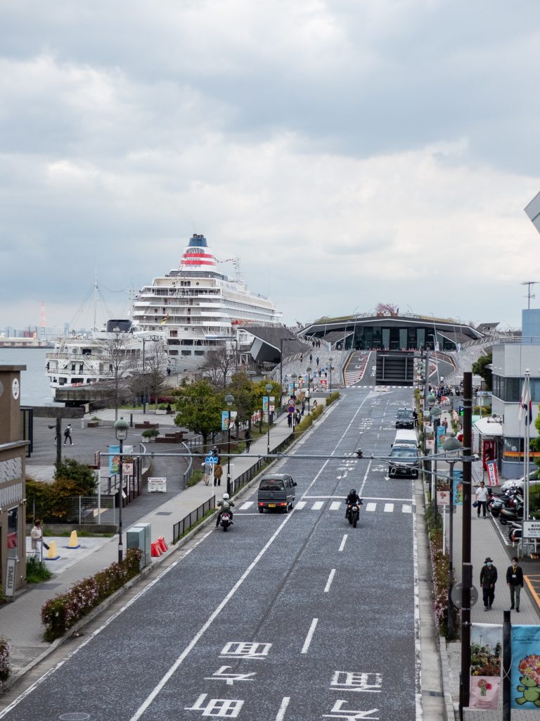 Yokohama - vu sur le port des ferries