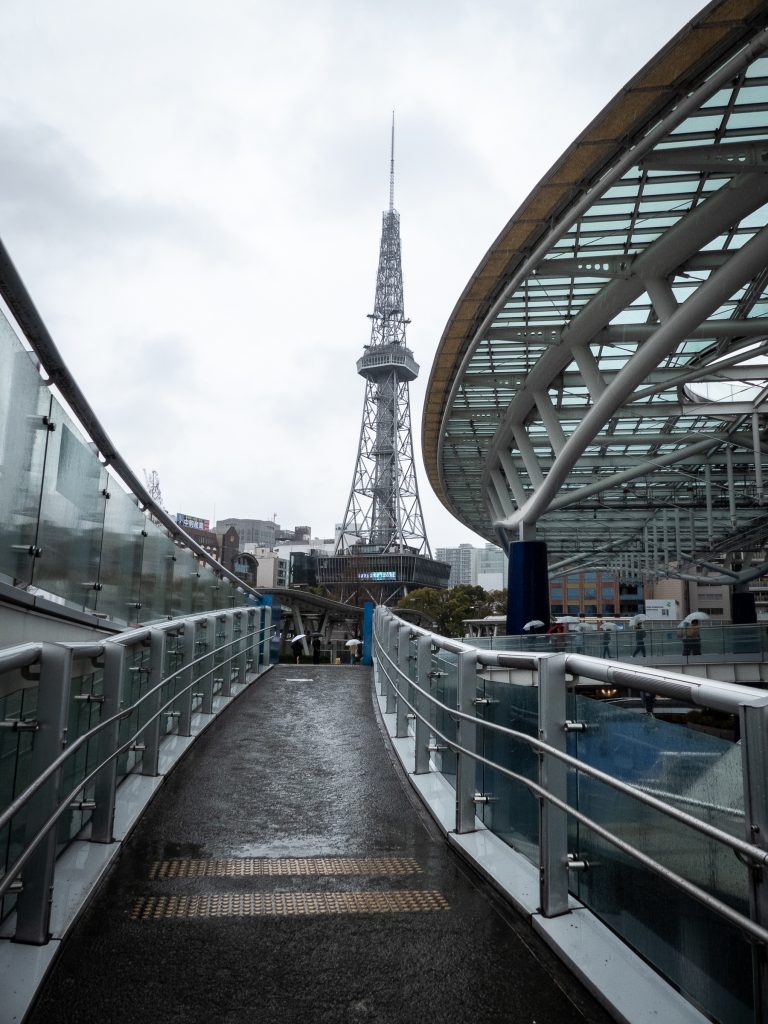 Spaceship Aqua / Oasis 21