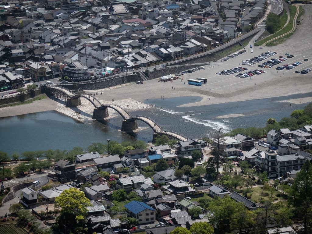 Vue depuis le château d'Iwakuni
