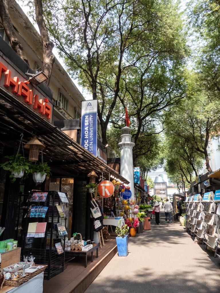 Ho Chi Minh - book street