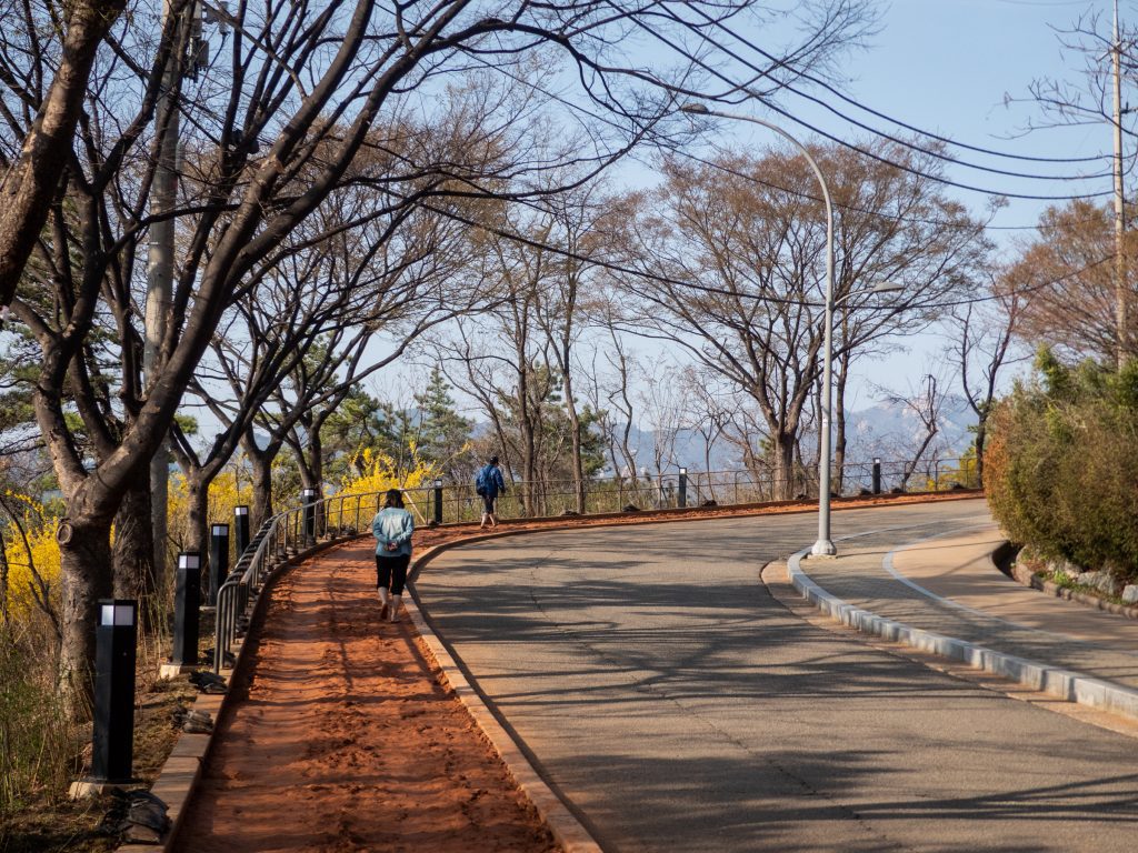 Ansan Clay Road