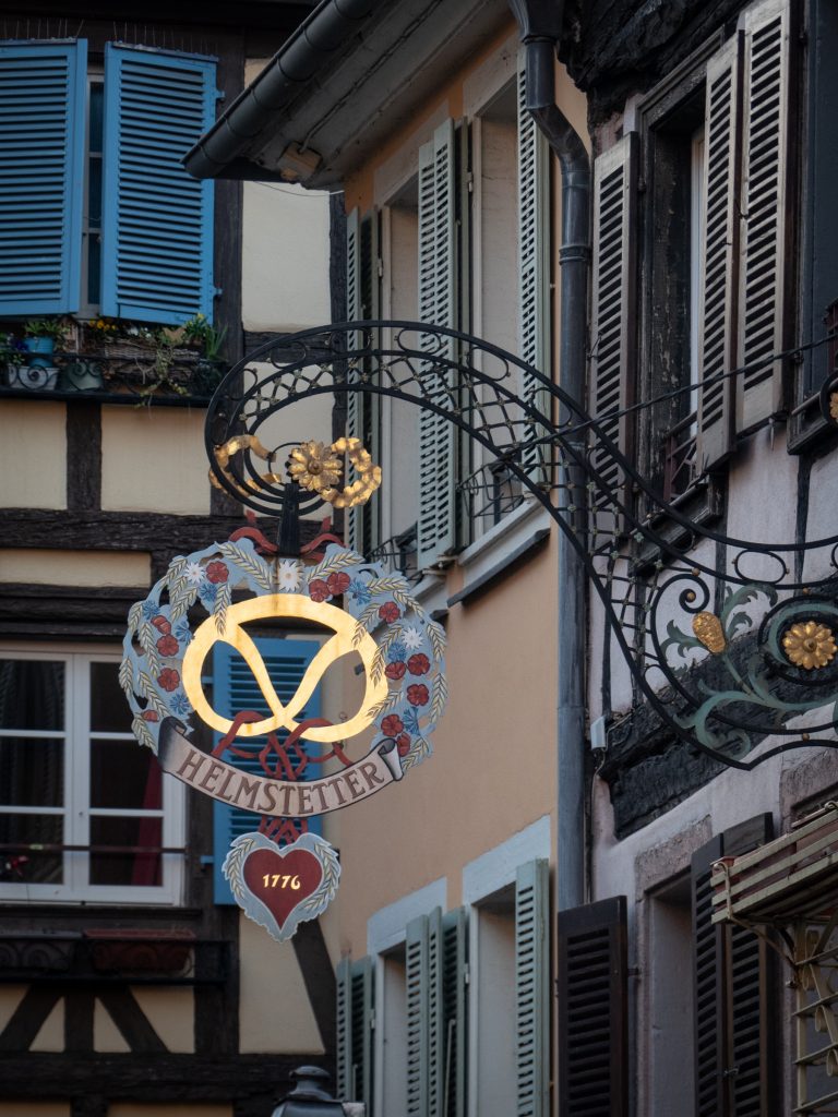 Colmar enseigne